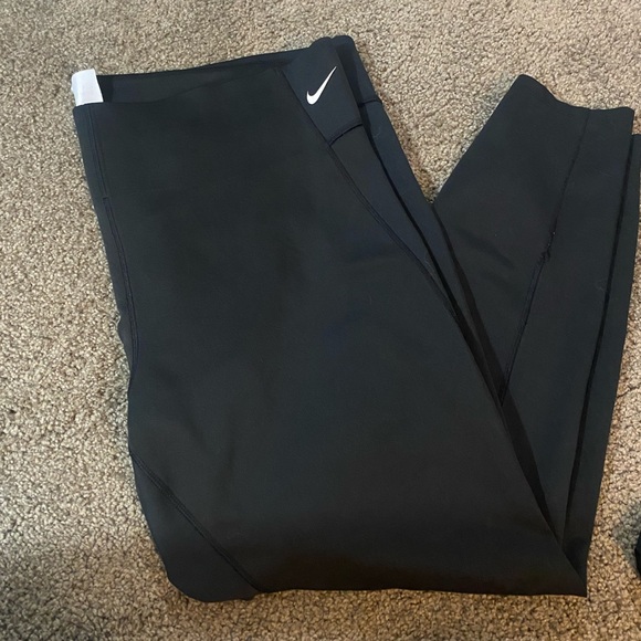 Women’s Plus Nike Black Leggings - Picture 2 of 15